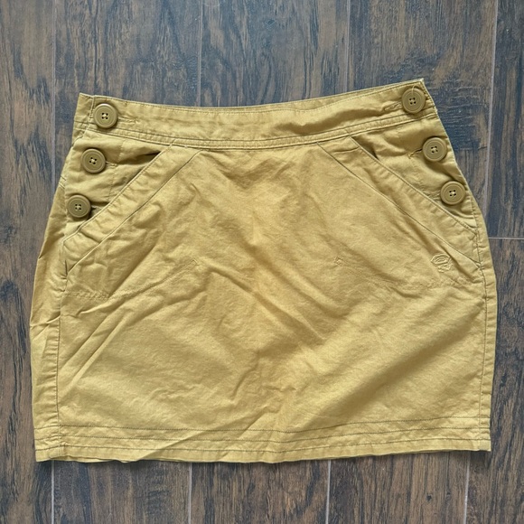 Mountain Hardwear Dresses & Skirts - Mountain Hardwear Size 4 Mini Skirt